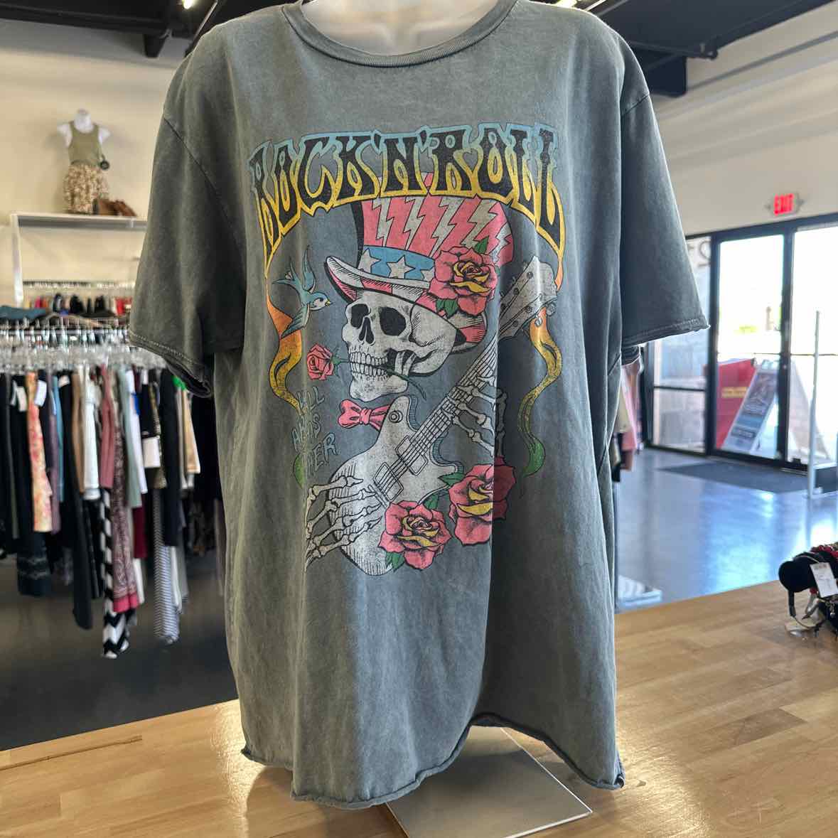 Lotus Fashion Size L Gray T-shirt