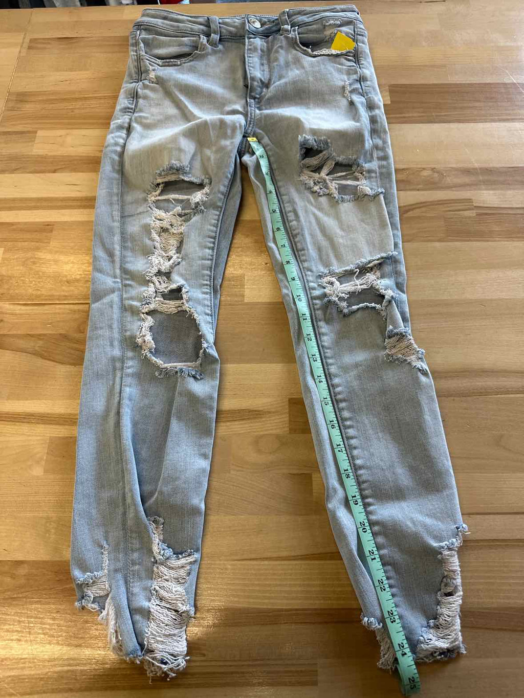 American Eagle Size 6 Blue Jeans