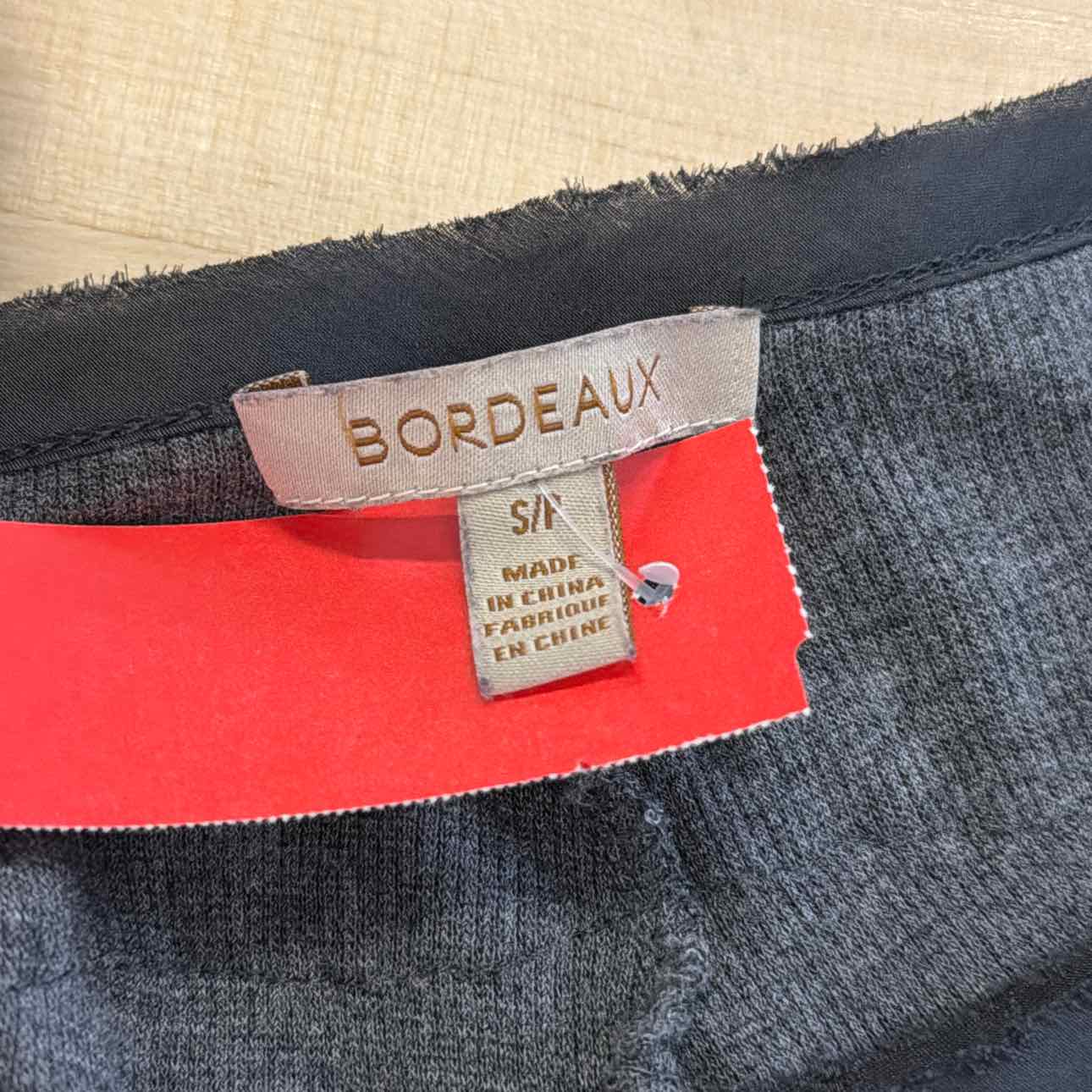 Bordeaux Size S Gray Preloved Long Sleeve