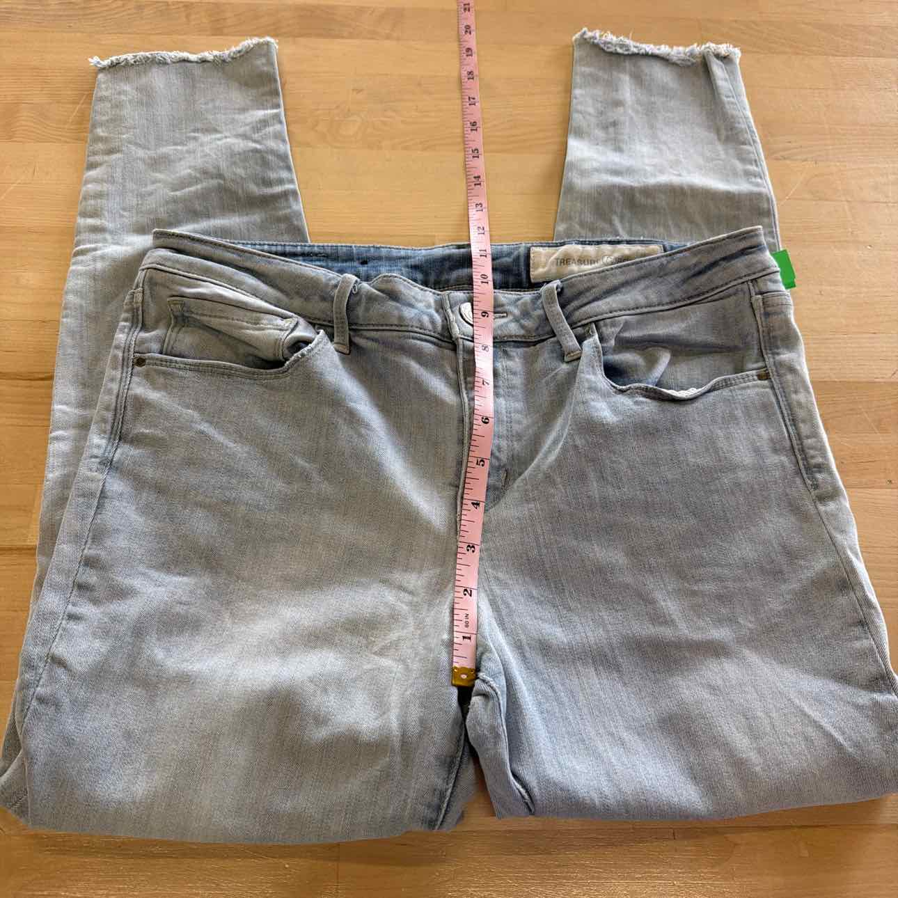 Treasure Bond Size 30 Denim Preloved Jeans