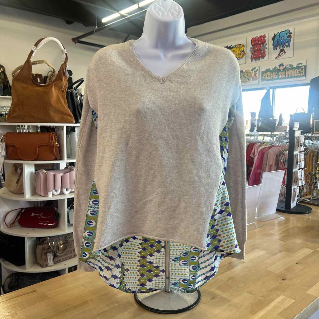 SubtleLuxury Size M Gray Used Blouse
