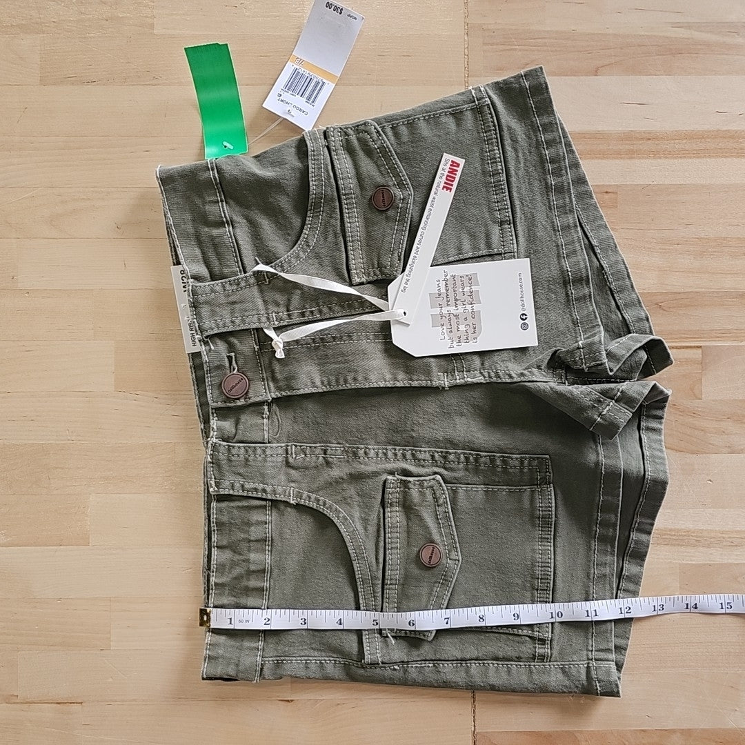 Dollhouse Juniors' High Rise Cargo Shorts - Army Green - 7/8