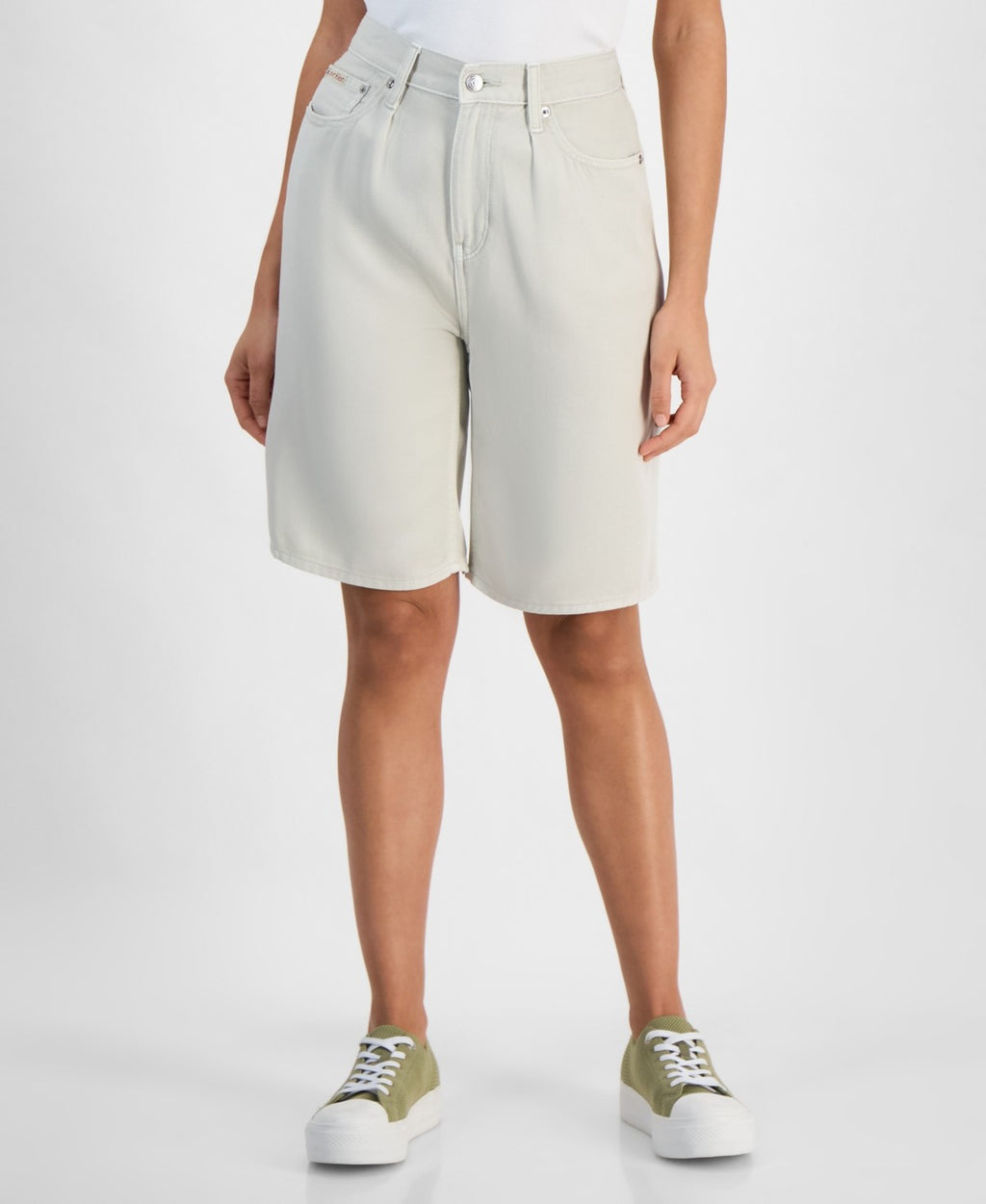 Calvin Klein Women Size 26 Tan New Shorts  Women's Pleated Relaxed Bermuda Denim