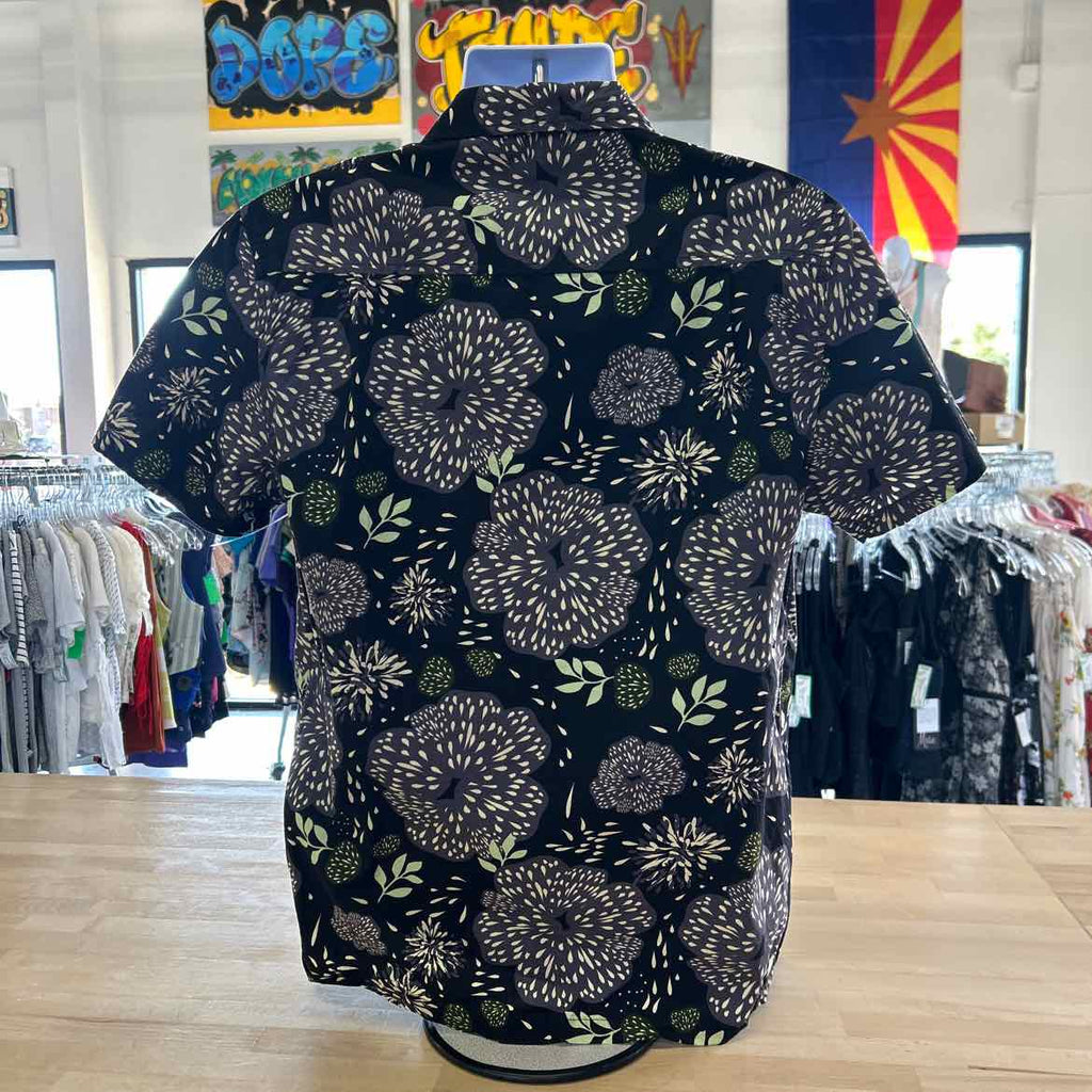 Massive Size S Black Preloved MENS Button Down Shirt