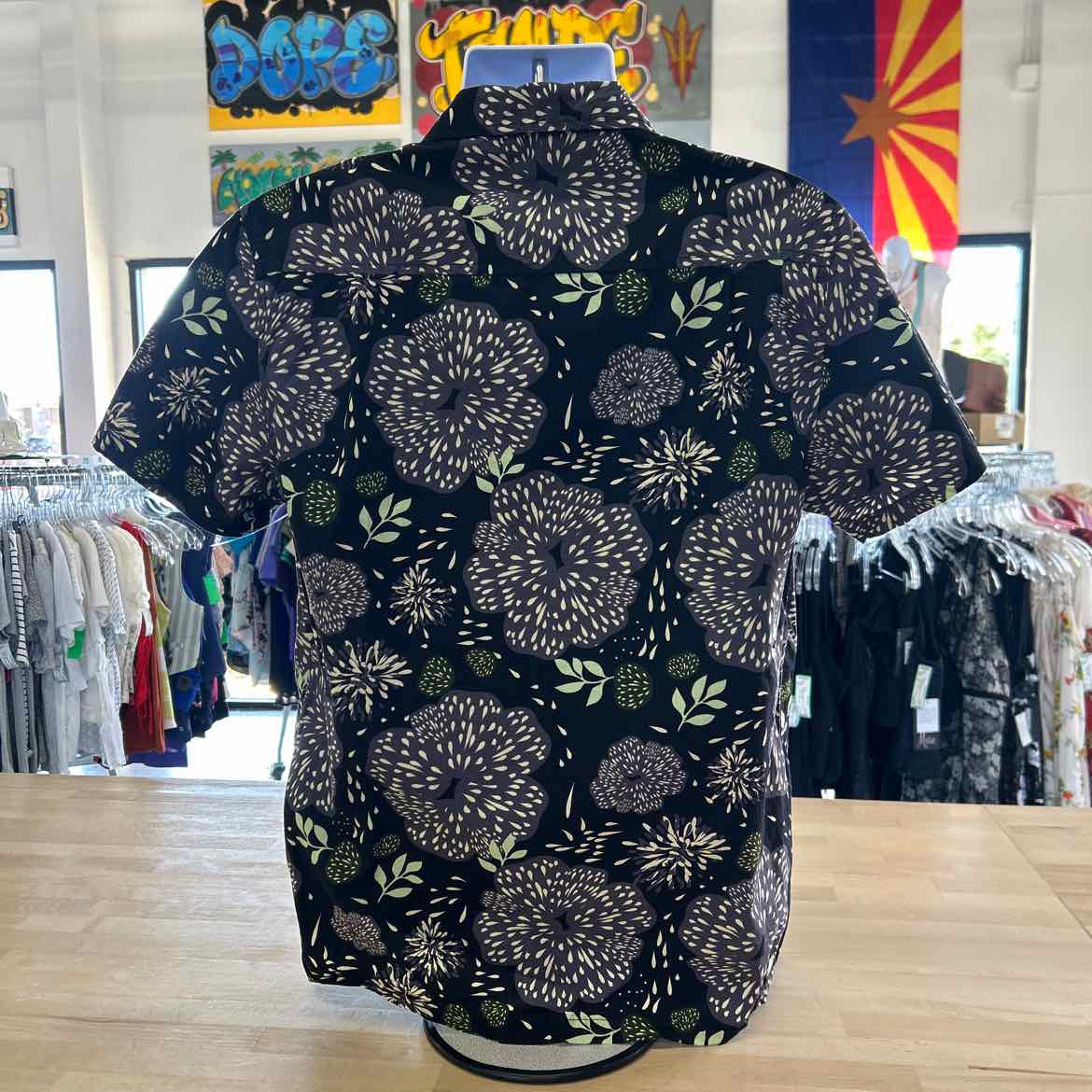 Massive Size S Black Preloved MENS Button Down Shirt