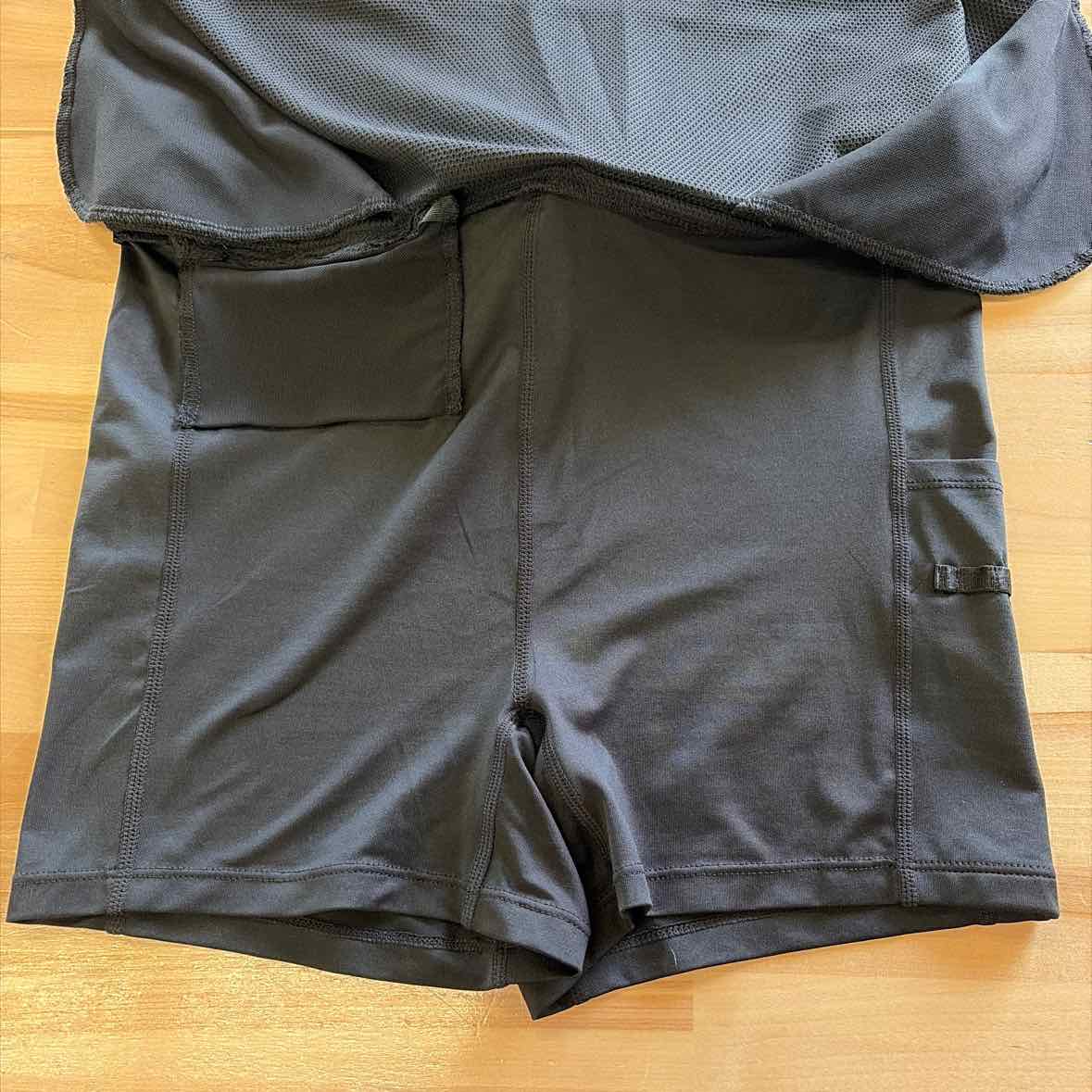 Stella Parker Size S Black Preloved Athletic Skort