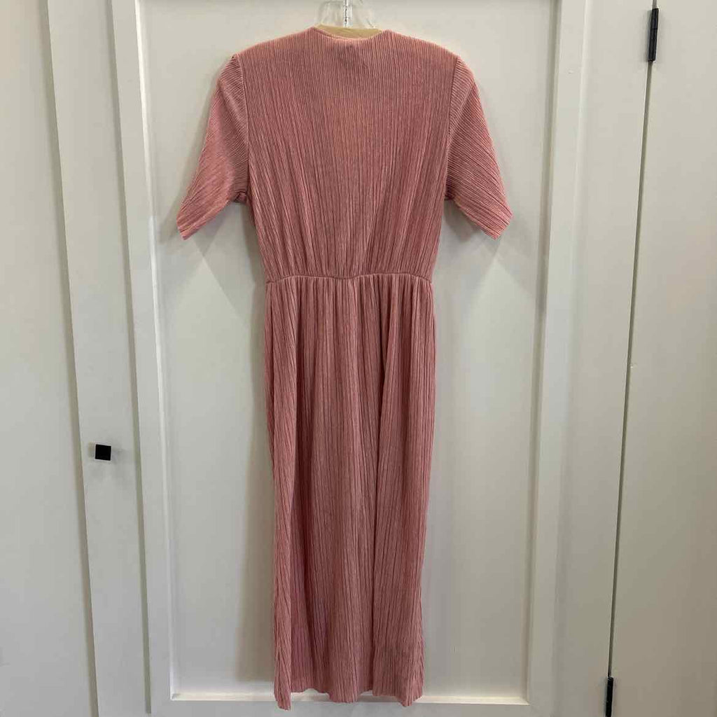 All in Favor Size XS Pink Preloved Dress