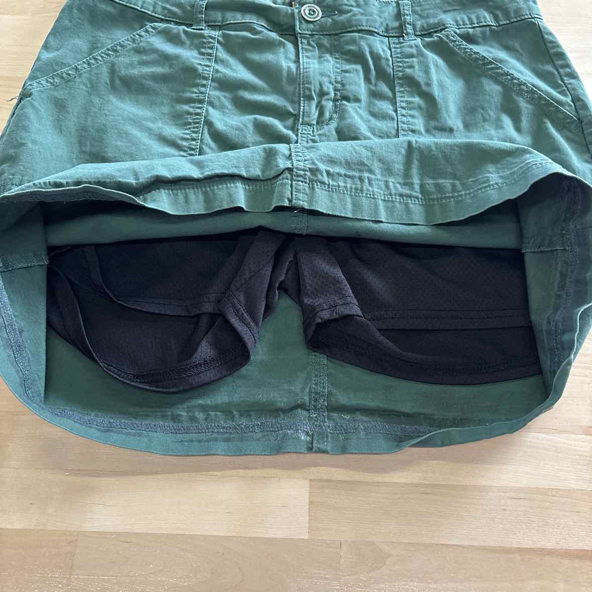 lee Size L Green Skorts