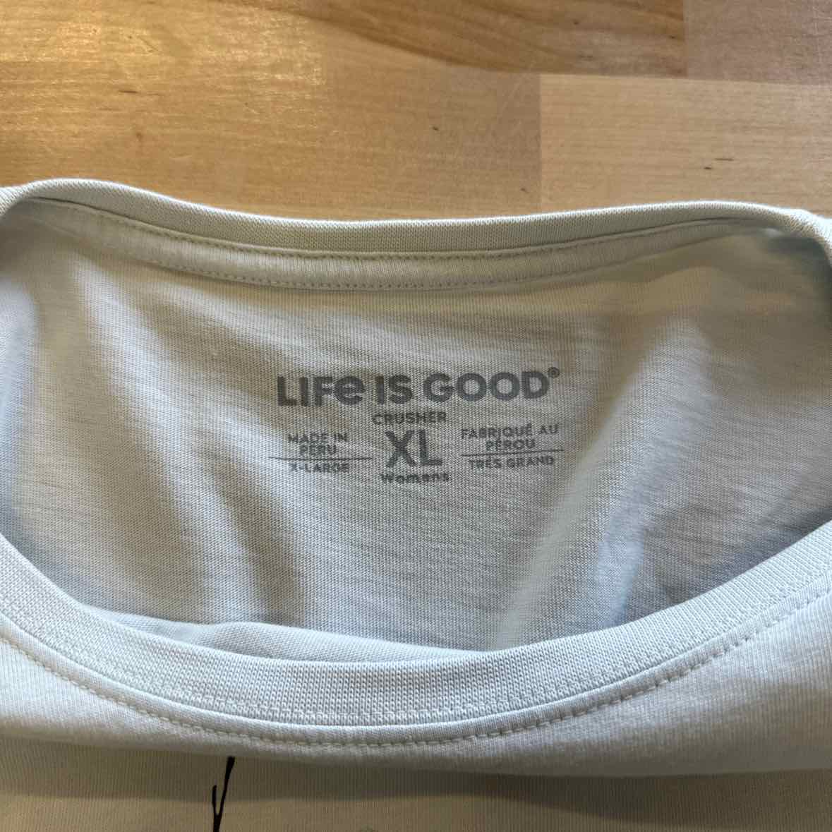 Life is good Size XL Mint T-shirt