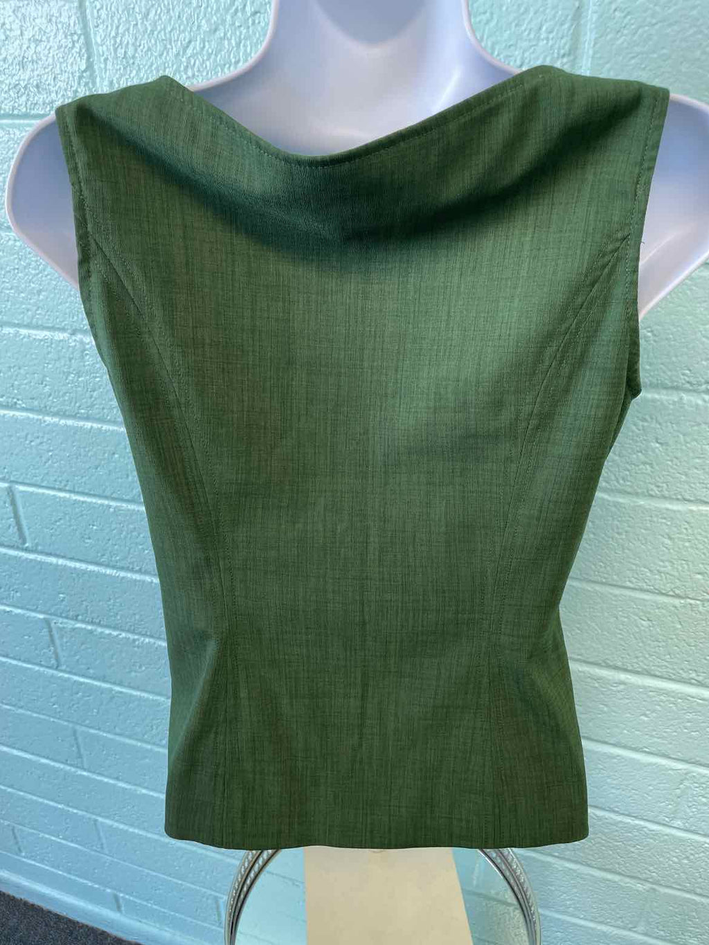 David Warren Size 4P Green Sleeveless