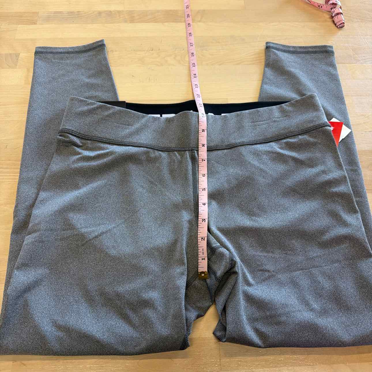 Under Armour Size XL Gray Preloved Athletic Pants