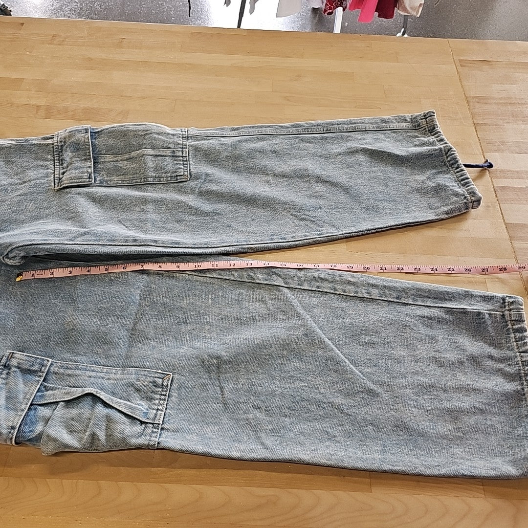 Levi's(r) Womens 94 Baggy Cargo Pants