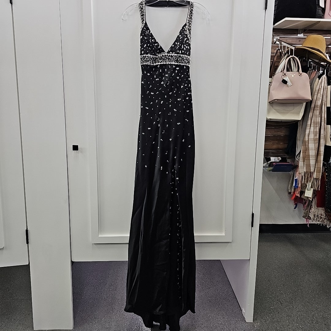 Mori Lee Size 3/4 Black Used Formal Halter Prom Dress