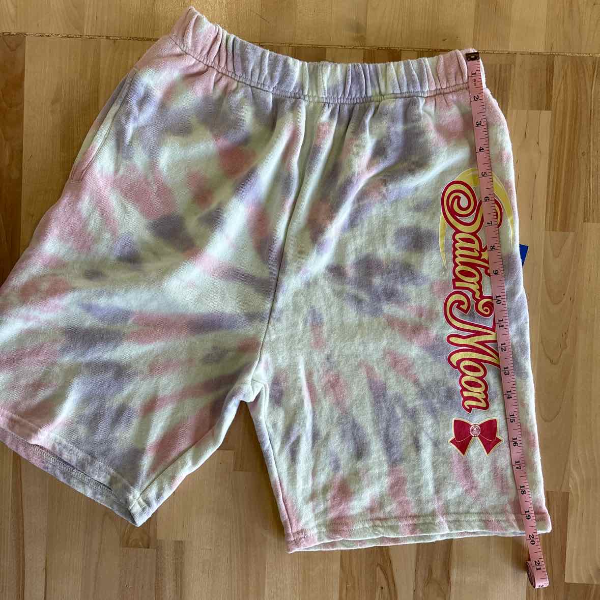 Size S/M Multi-Color Shorts
