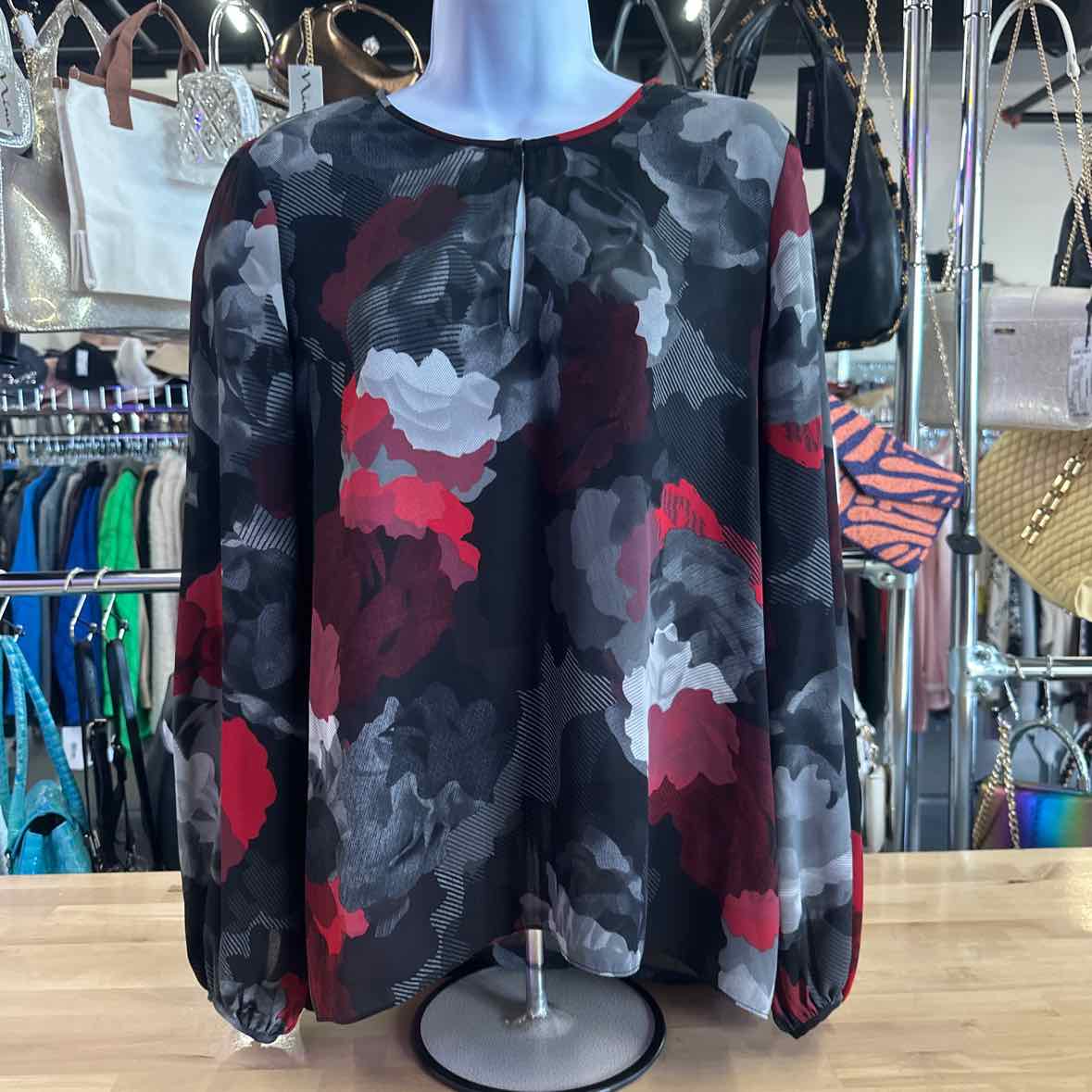 Ellen Tracy Size M Black/Red Blouse