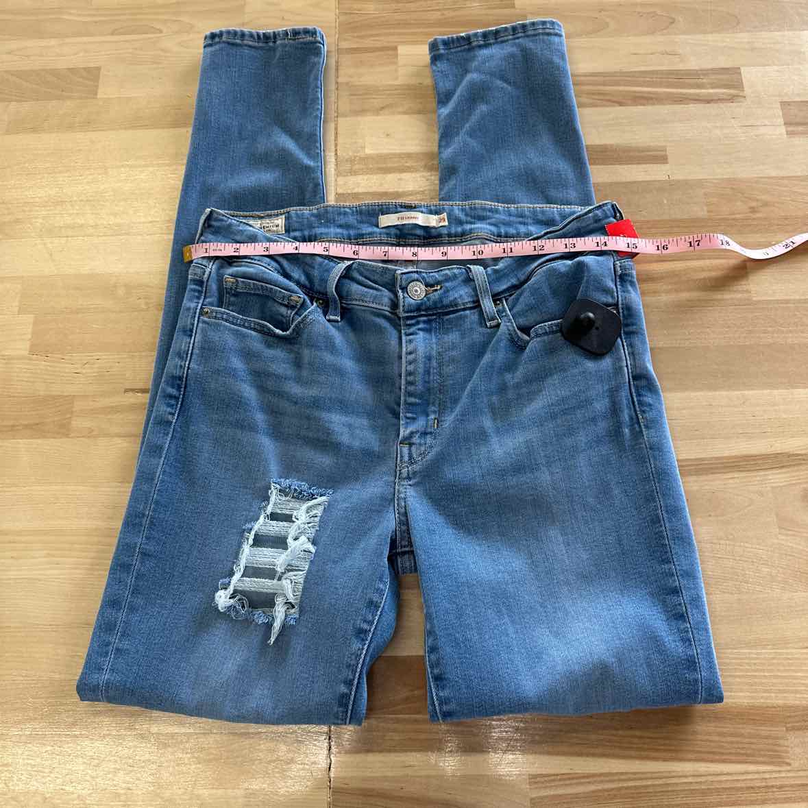 Levi Size 29 Blue Jeans
