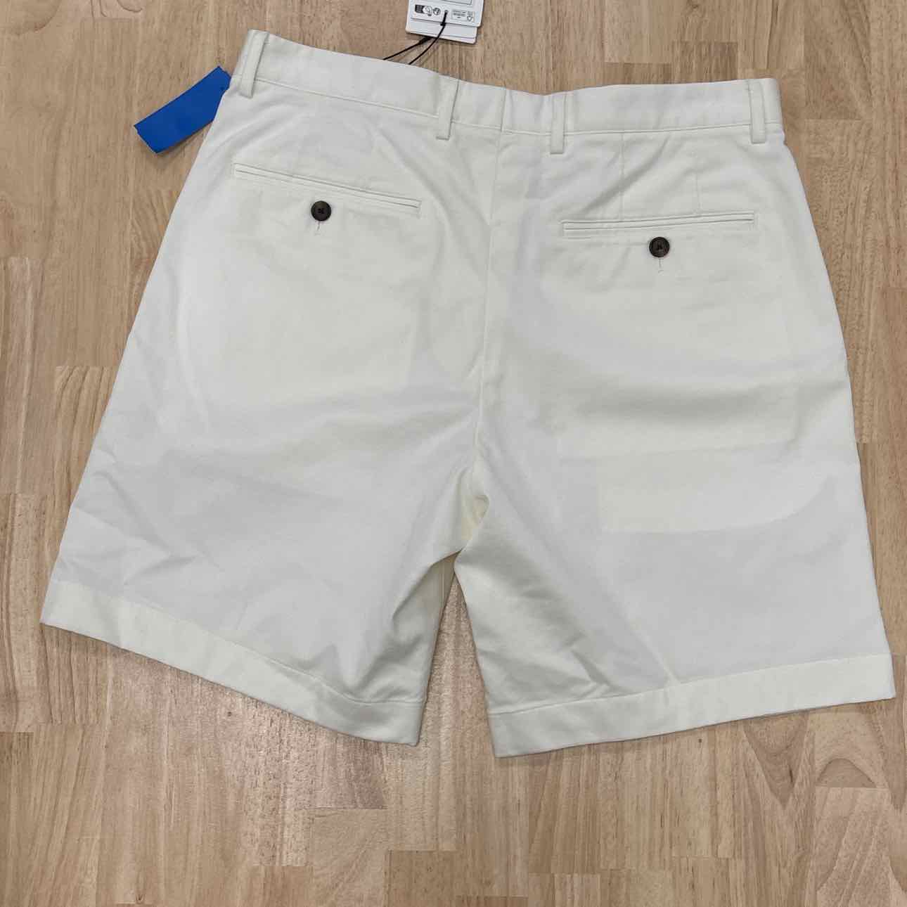Theory Men's Size 32 White MENS Shorts