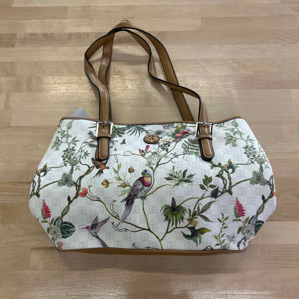 Giani Bernini White Handbag