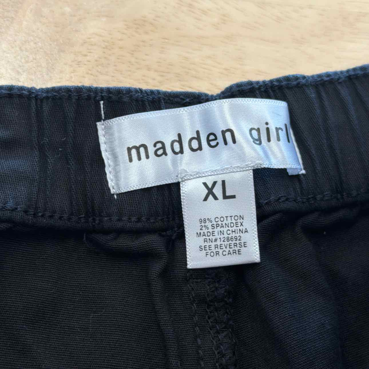 Madden Girl Women Size XL Black New Shorts