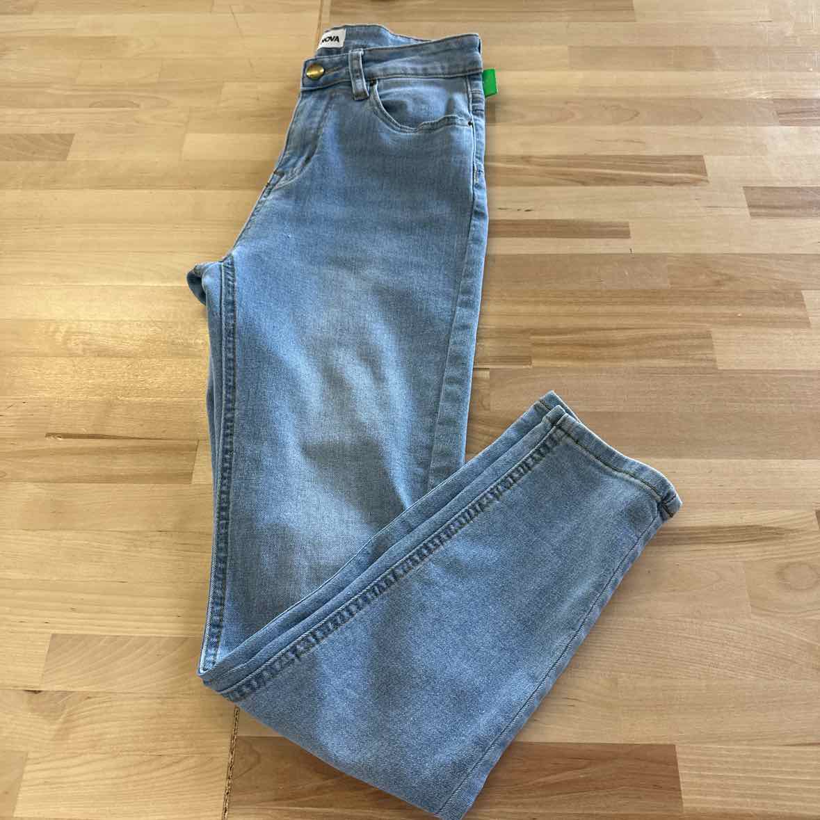 Fashion Nova Size 7 Blue Jeans