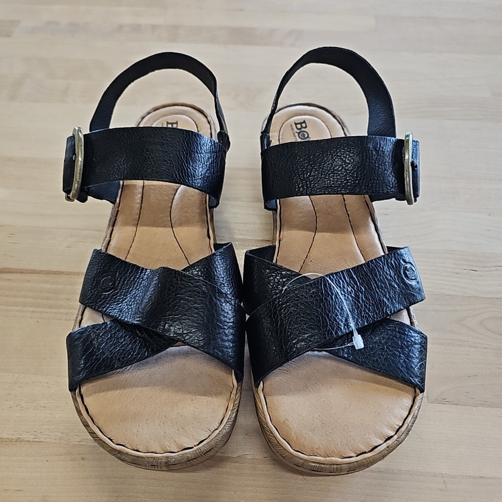 Born Shoe Size 9 Tan/Black Sandals