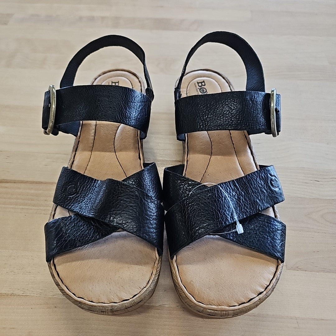 Born Shoe Size 9 Tan/Black Sandals