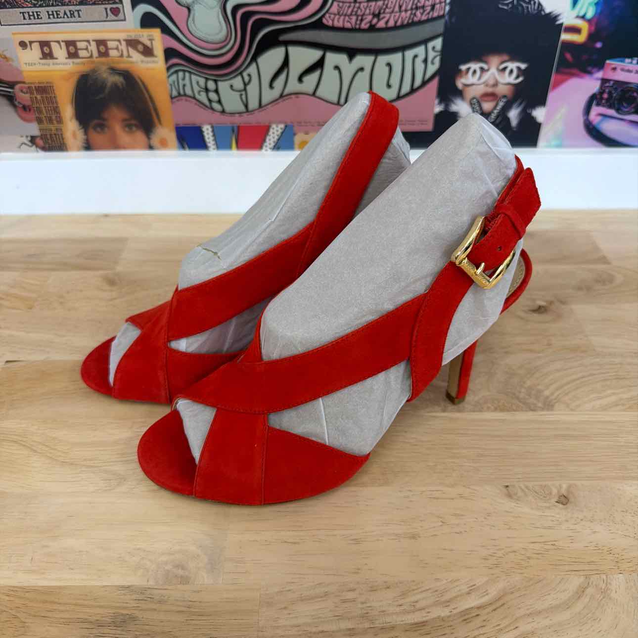Michael Kors Size 8 Red/Orange Suede New Sandals
