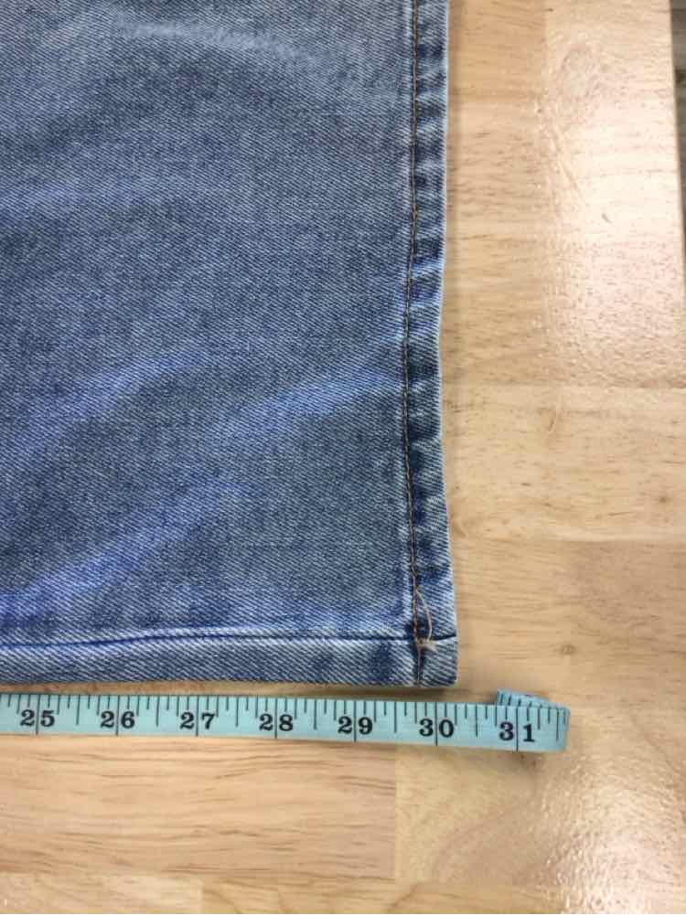 Vanilla Star Size L Mid Rise Wide Leg Jeans