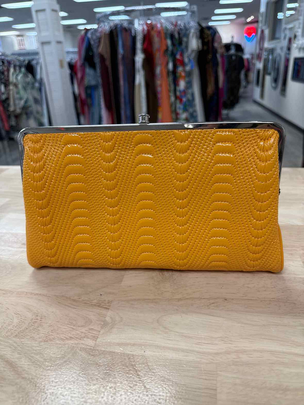 Hobo Mustard clutch Leather Handbag