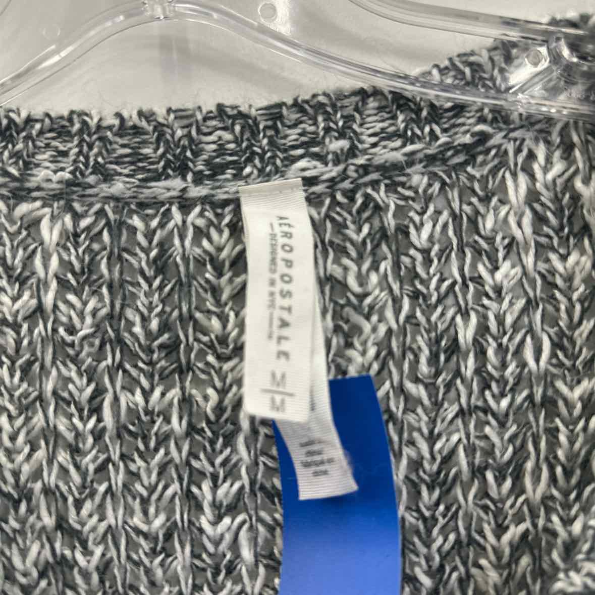 Aeropostale Size M Gray Sweater