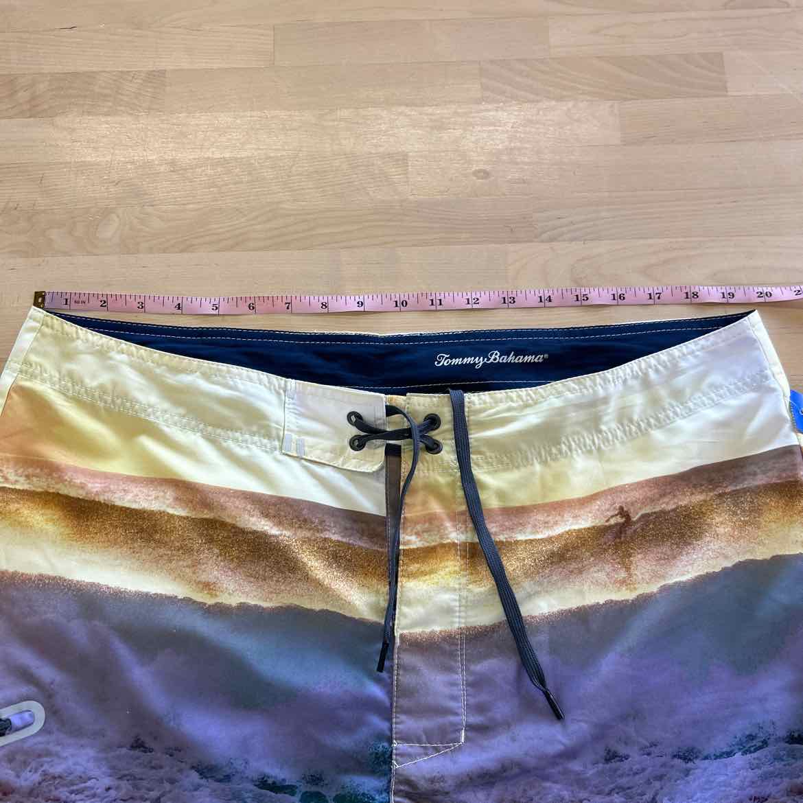 Tommy Bahama Men's Size 38 Multi color MENS Swimwear