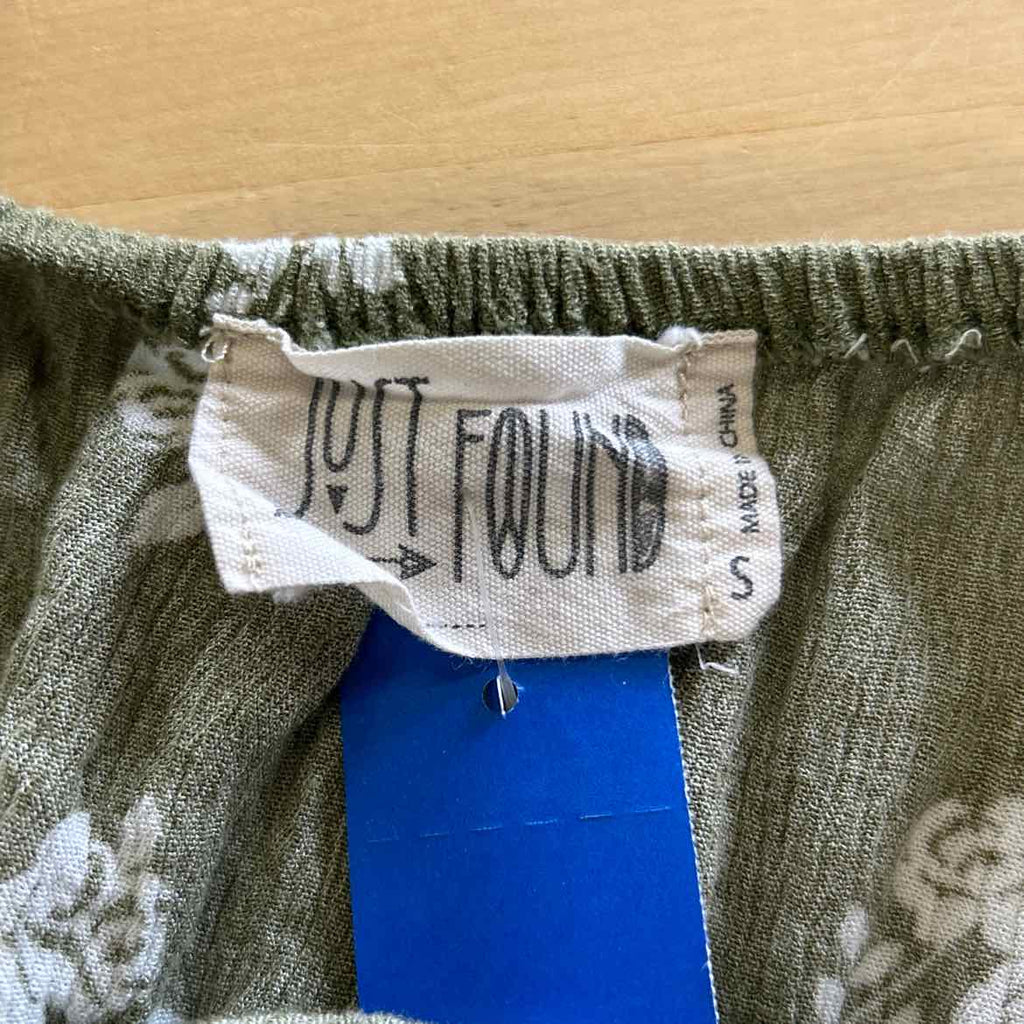 Just Found Size S Green Preloved 2 pc Dress Set