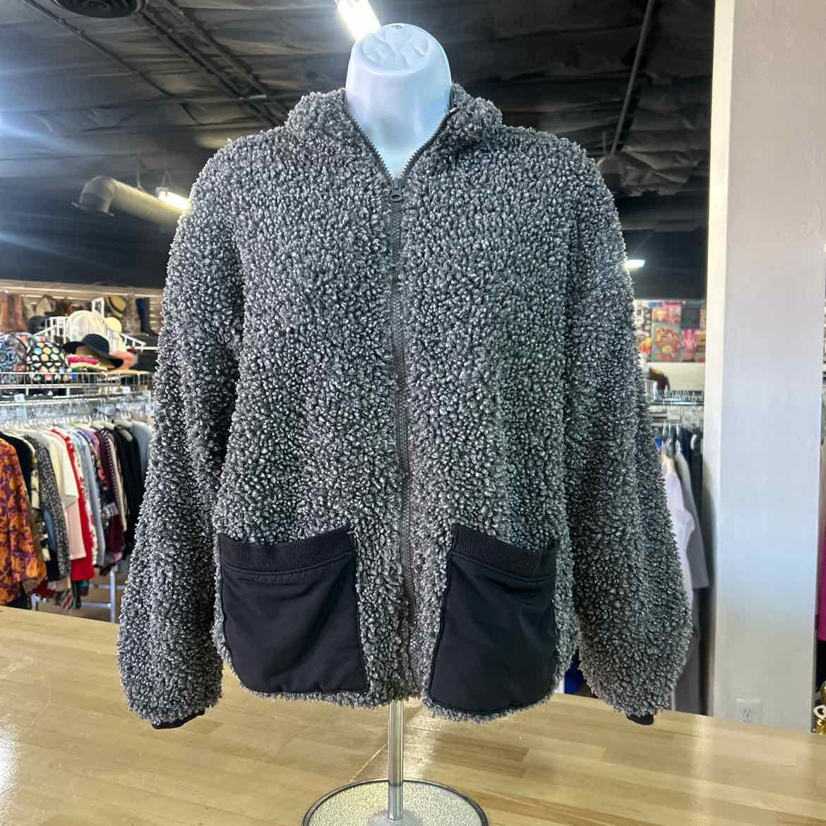 Zella Size XL Gray Preloved Sweater