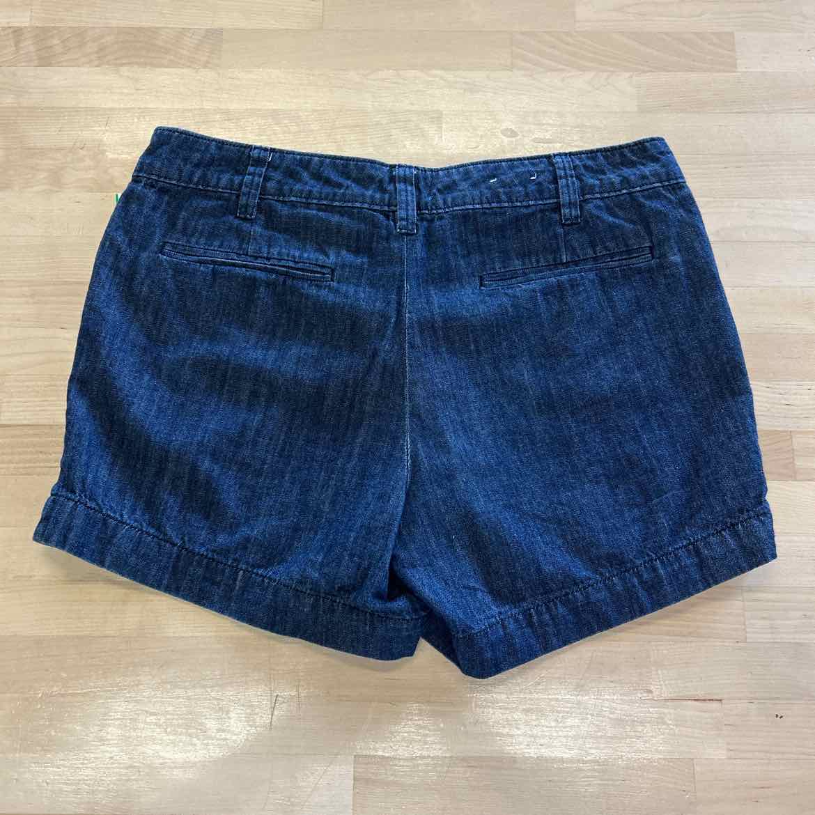Gap Women Size 8 Navy Denim Preloved Shorts