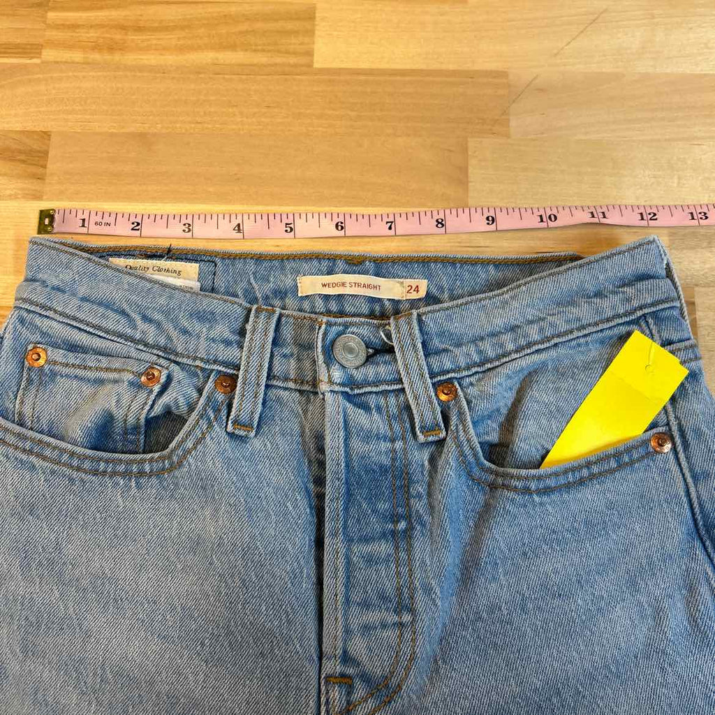Levi's Size 24 Blue Denim Preloved Jeans