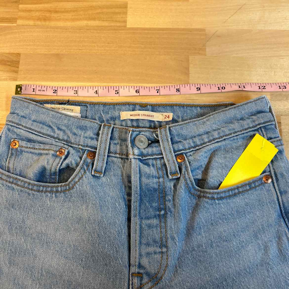 Levi's Size 24 Blue Denim Preloved Jeans