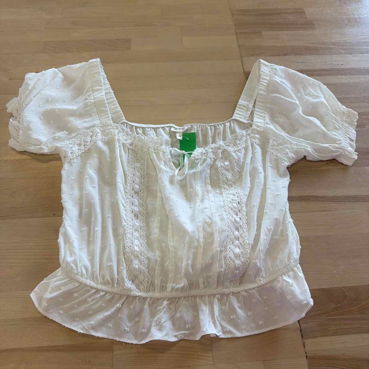 Self Esteem Juniors' Sweetheart Puff-Sleeve Top - White