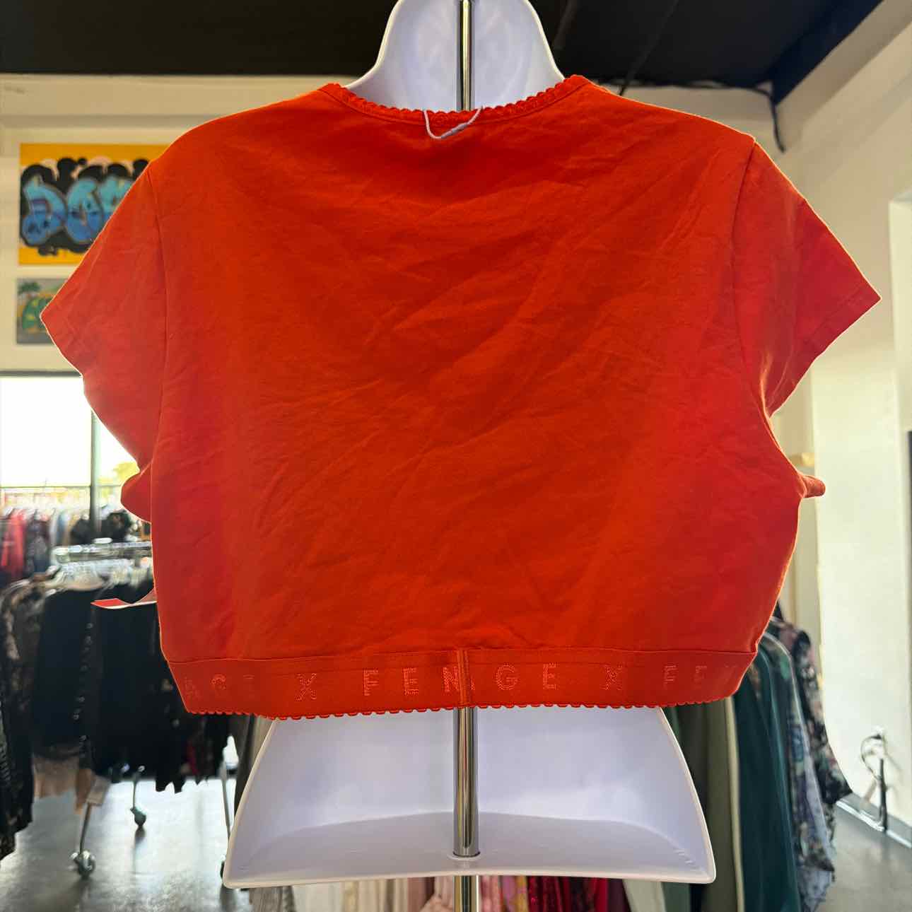 Fendi Size 3X Orange Preloved T-shirt