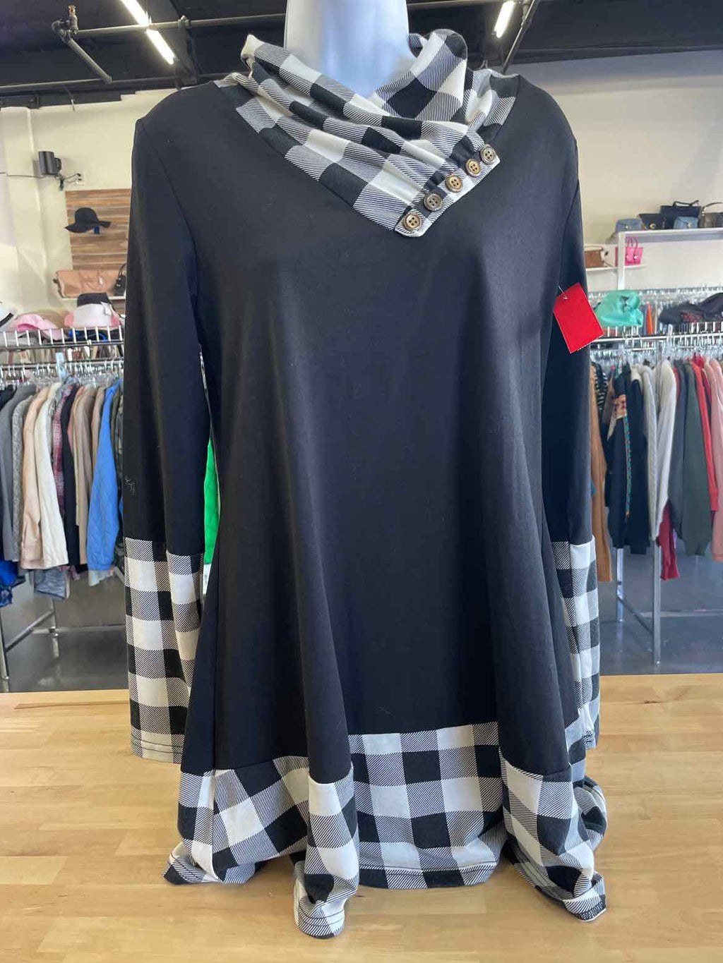 Size M Black Turtleneck