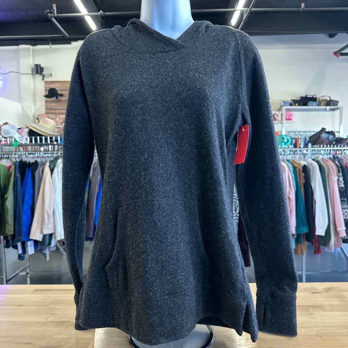 Saucony Size M Black Athletic Jacket