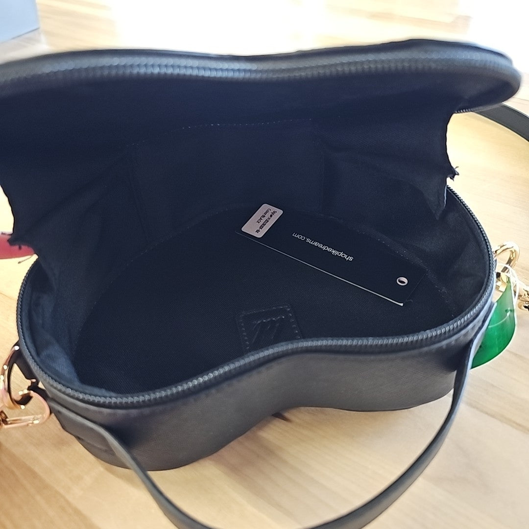 Like Dreams Heart Breaker Crossbody