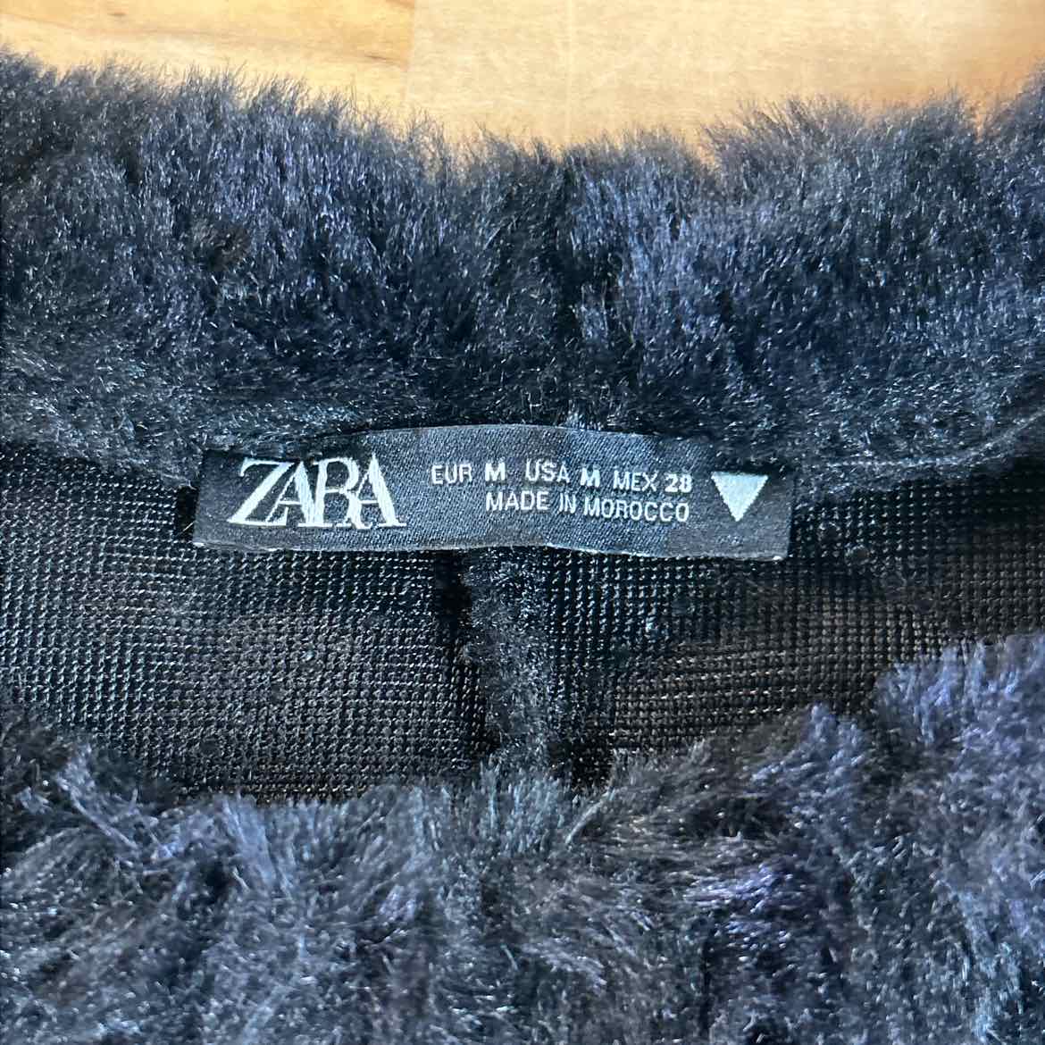 zara Size M Black Preloved Sweatshirt