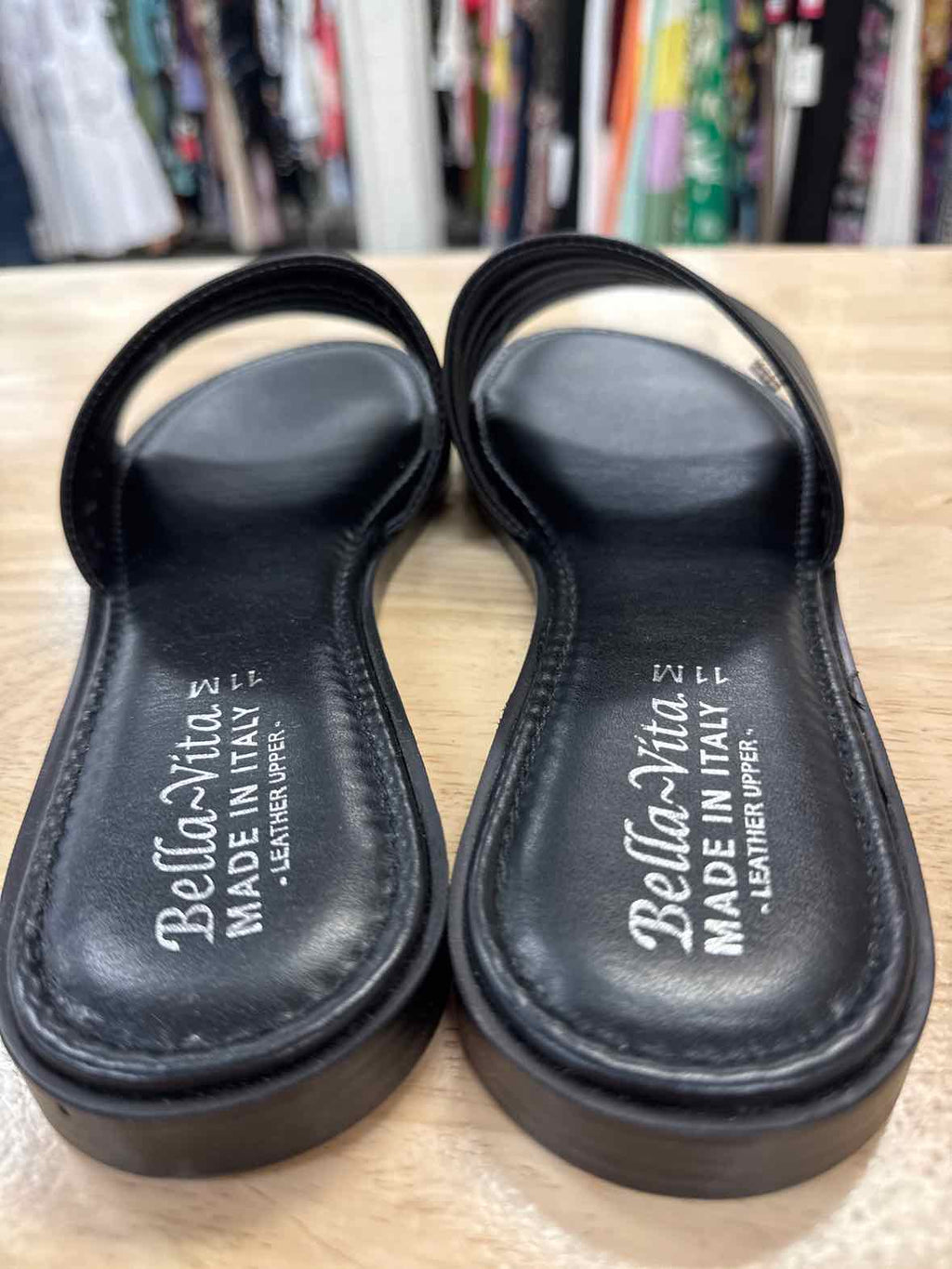 Bella Vita Size 11 Black Rya-Italy Flat Slide Sandals - Italian Leather