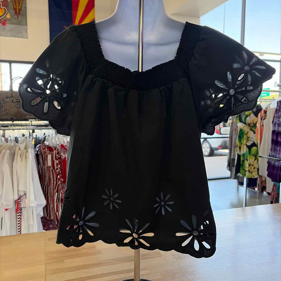 Rails Size M Black Preloved Blouse SS