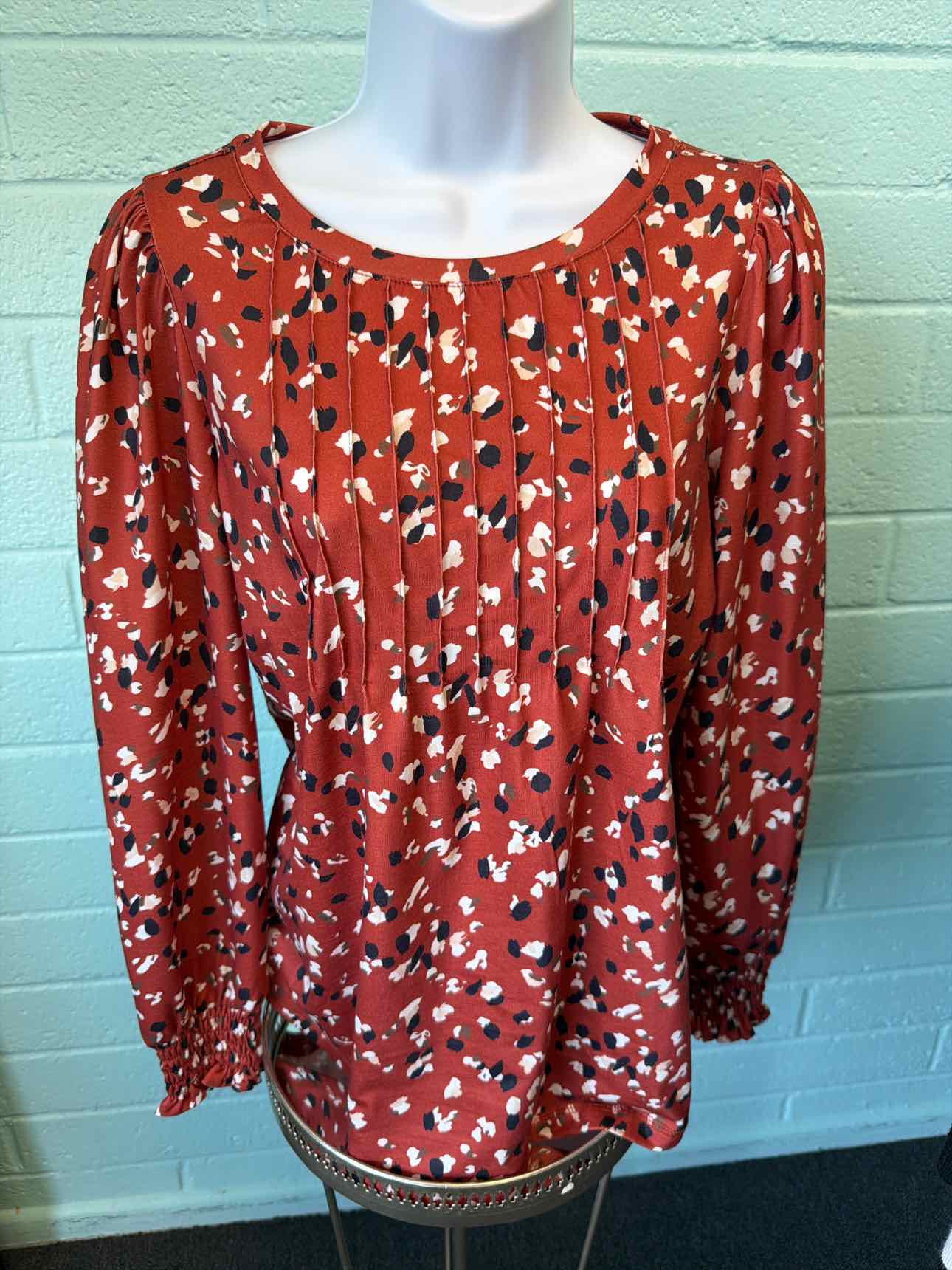 Automet Size M Rust Print Shirt