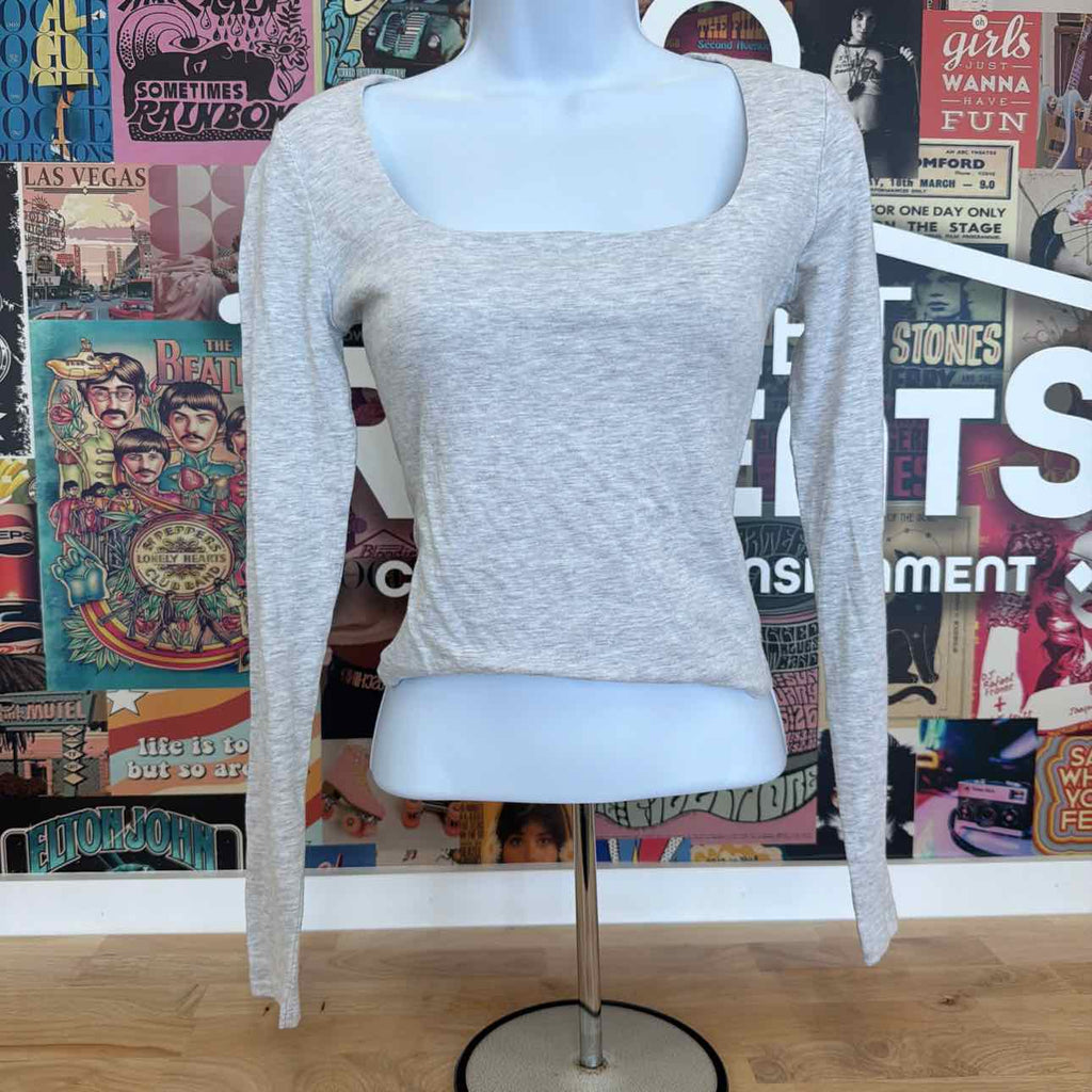 Planet Heart Size S Square-Neck Long-Sleeve Tee