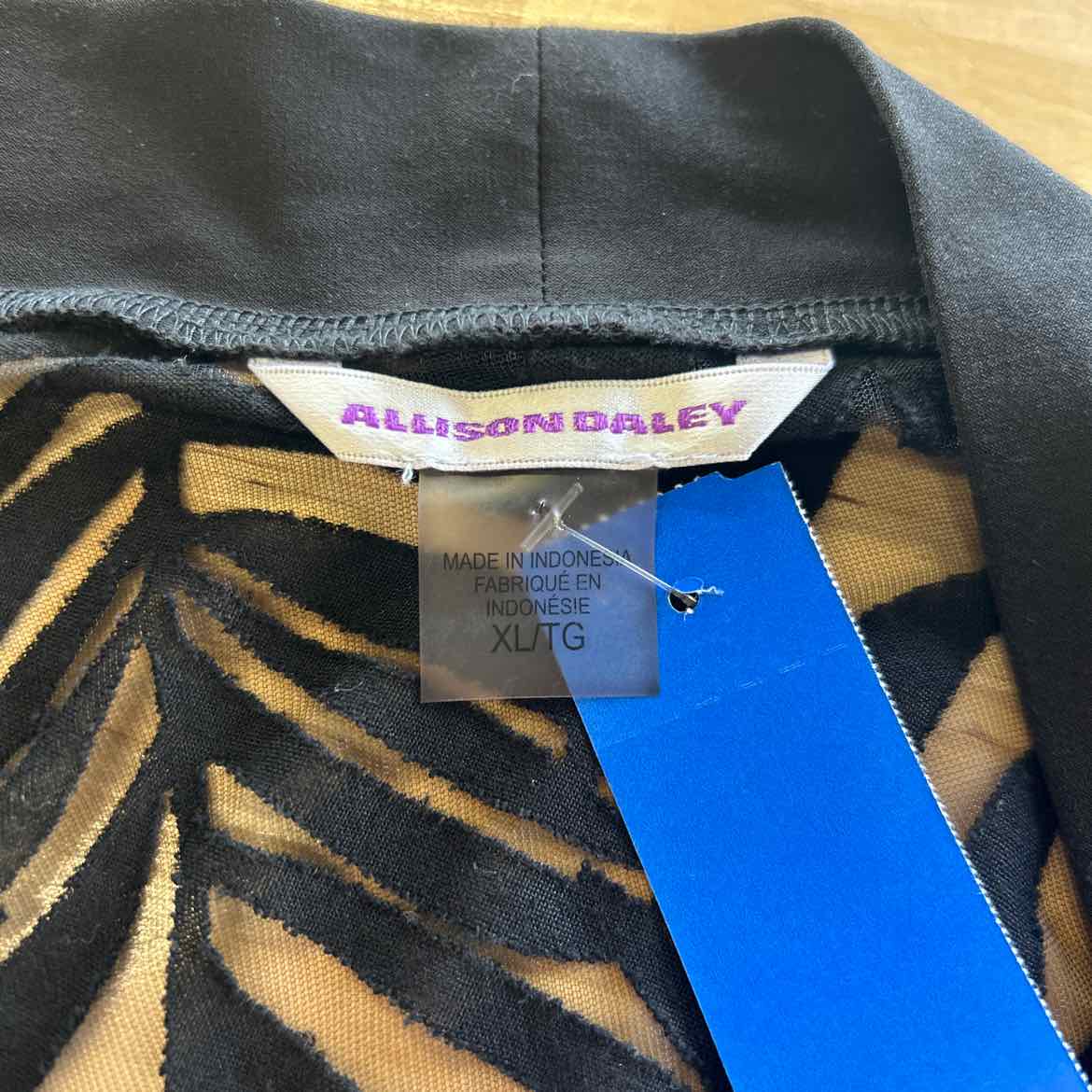 Allison Daley Size XL Black Coverup