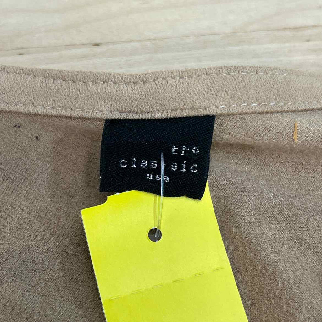 the classic Size M Brown Preloved Cardigan
