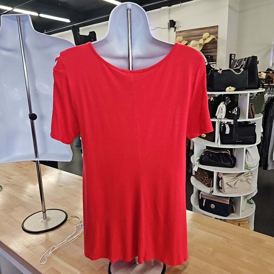Naif Size M Red Preloved Tank
