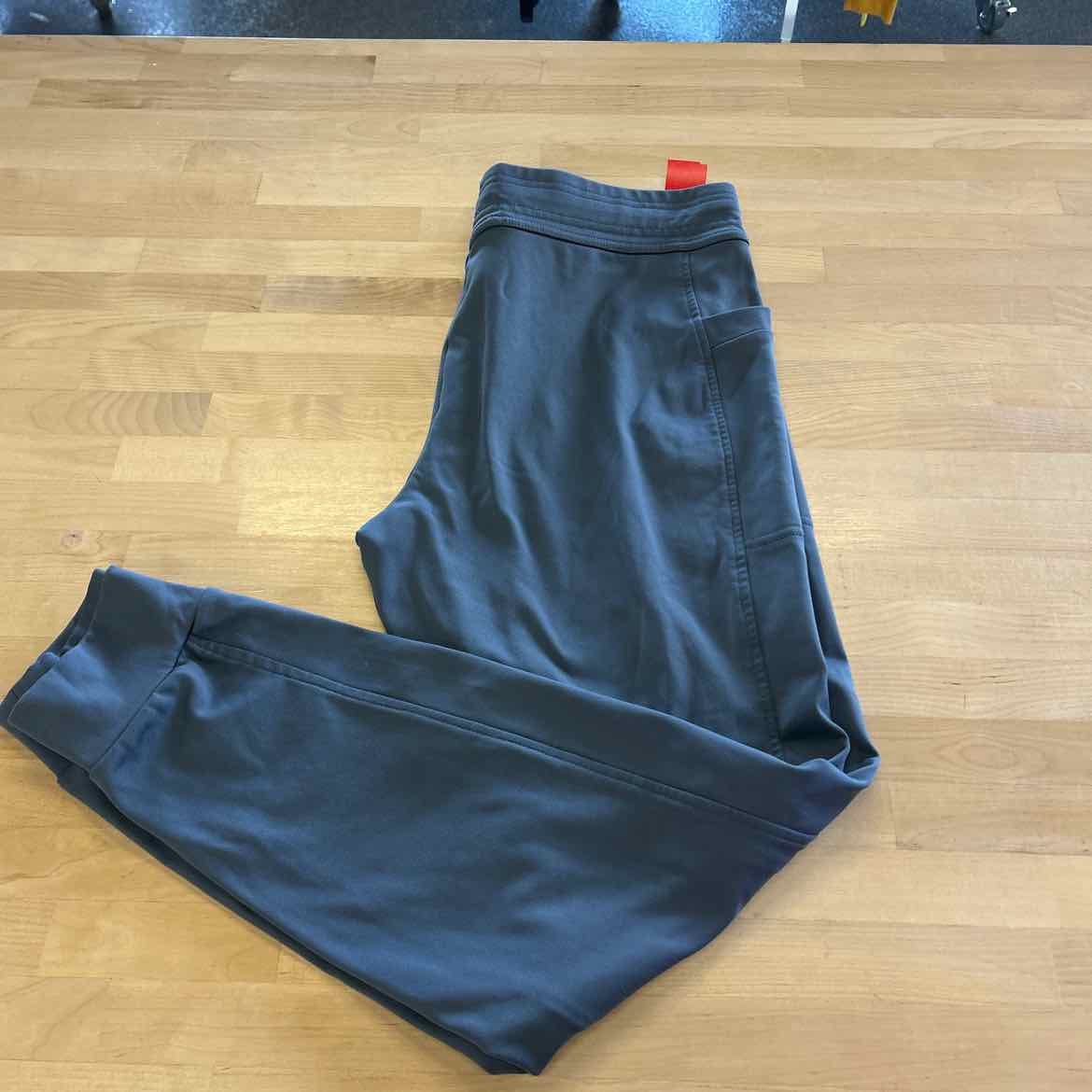 32 degrees Size S Gray Preloved Jogging Pants